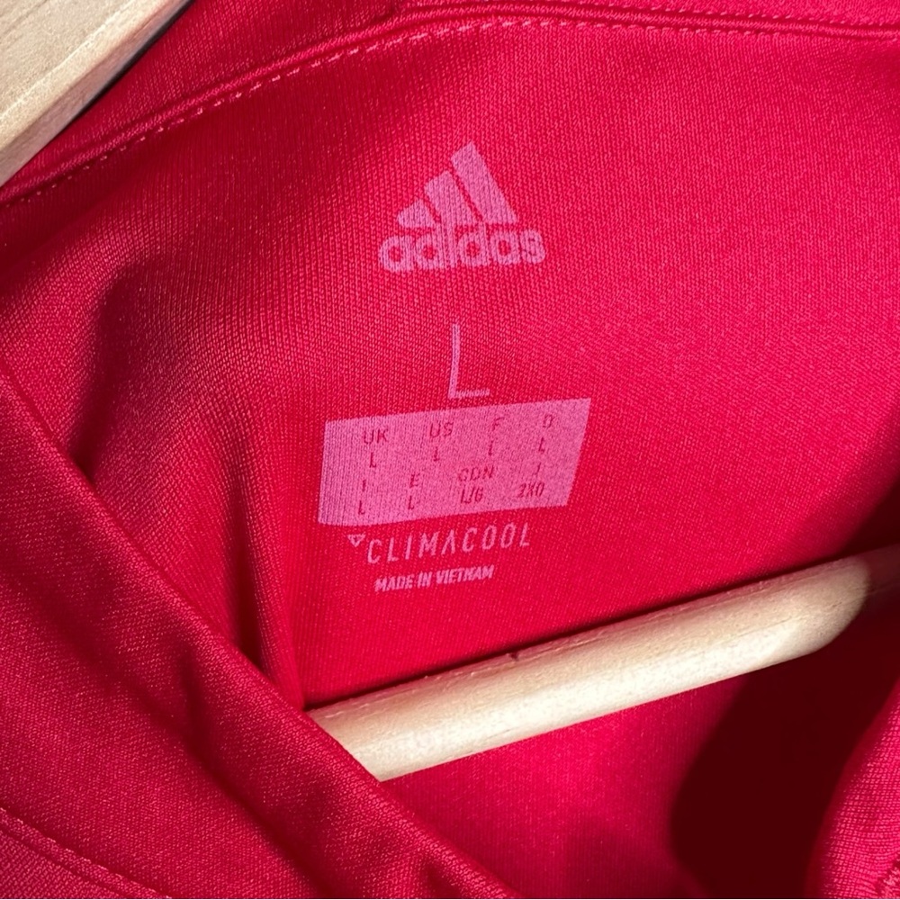 Adidas Manchester United Soccer Jersey - Picture 8 of 8